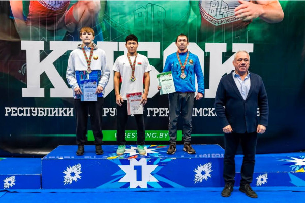 photo_5442963379812689581_y