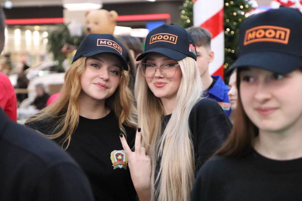 photo_5458693001749589205_y