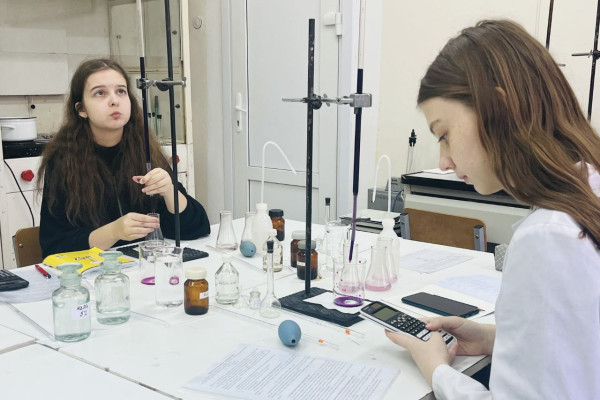 photo_5197393367623919808_y