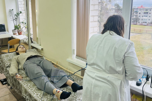 photo_5197393367623919818_y