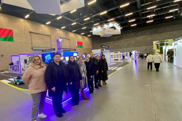 photo_5226633857162406045_y