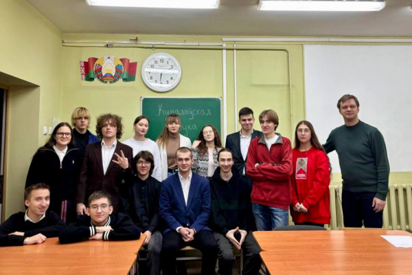 photo_5228885656976092730_y