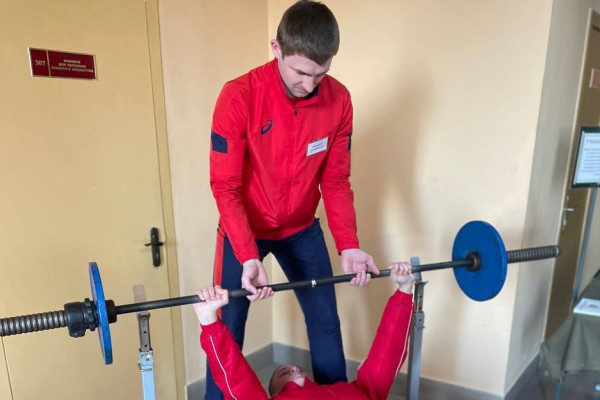 photo_5292173305752710907_y