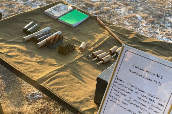 photo_5292173305752710911_y