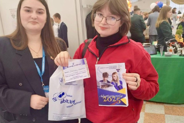 photo_5294284827639539276_x