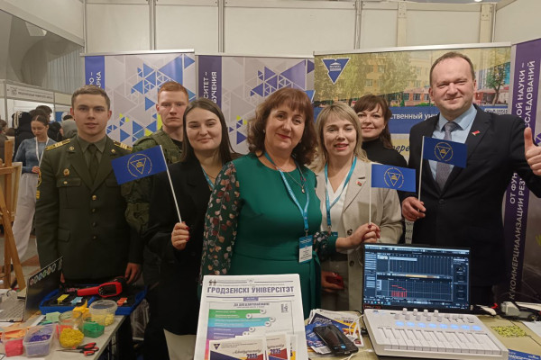 photo_5294389642021432341_y