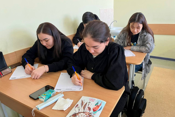 photo_5314685467029007681_y