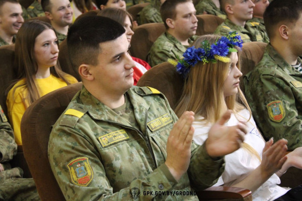 IMG-79af8275a37758b69a89ef1d94c79c29-V