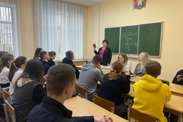 photo_5375534102662475580_y