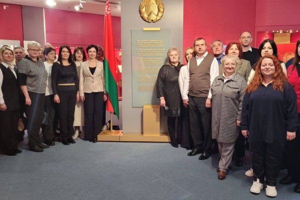 photo_5382237936726174820_y