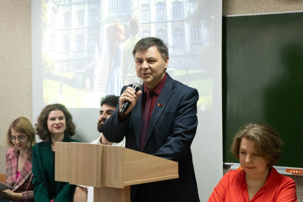 photo_5384254196238382043_y