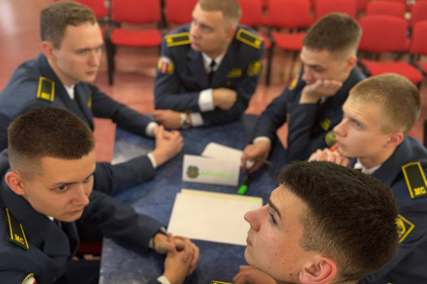 photo_5379583238915354878_y