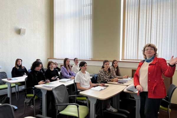 photo_5384254196238382271_y