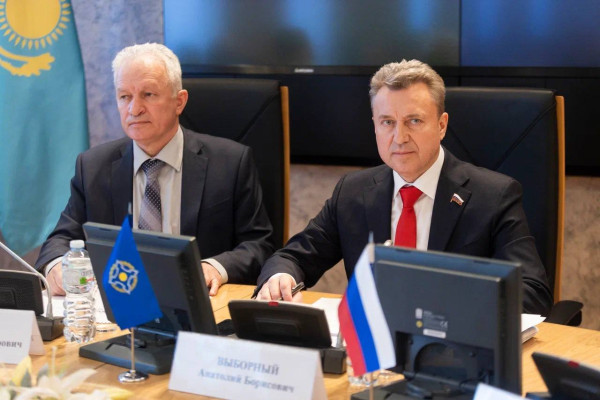 photo_5415633003964658195_y