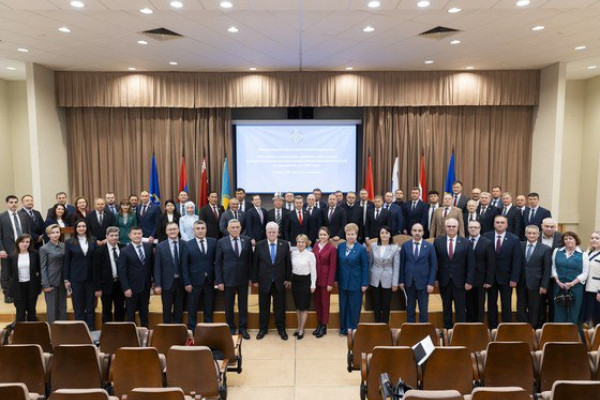 photo_5429253599390727372_x