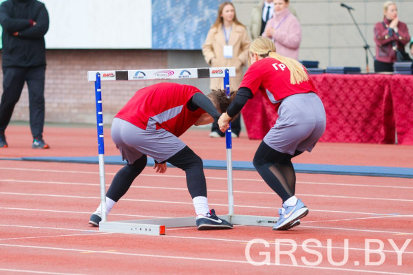 photo_5253836290229661342_y