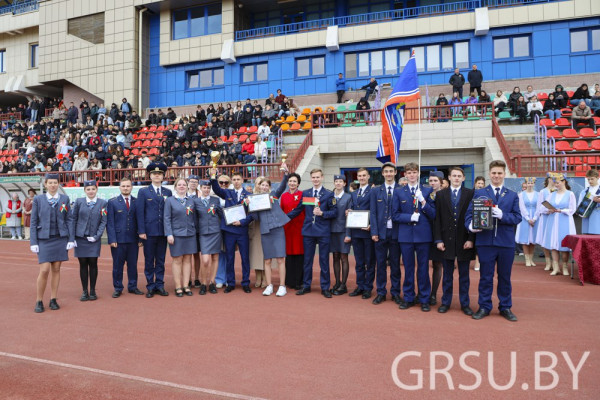 photo_5253836290229661345_y