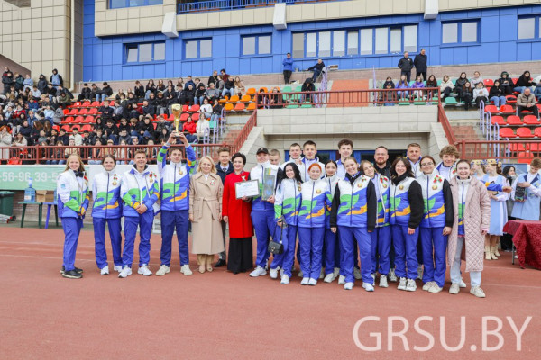 photo_5253836290229661348_y