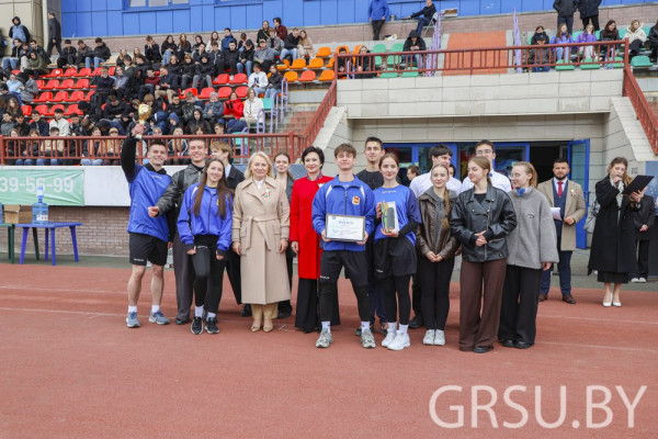 photo_5253836290229661384_y