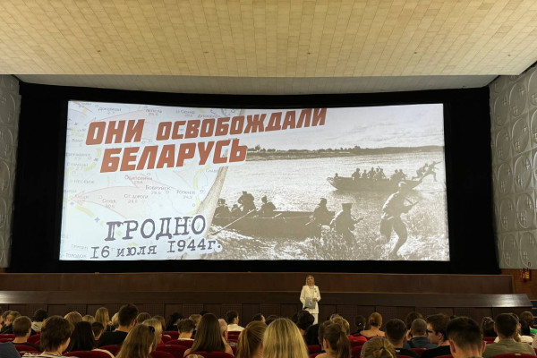 photo_5456140111843554636_y