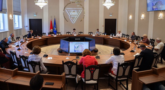 Круглый стол ко Дню народного единства прошел в ГрГУ имени Янки Купалы