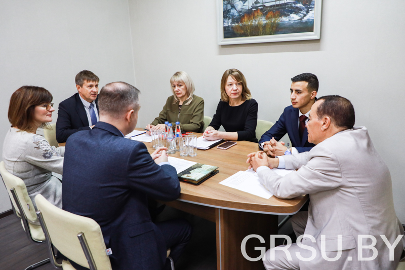 В ГрГУ имени Янки Купалы прибыл директор Центра ориентации исследований и академических изысканий Мохамед Маламан