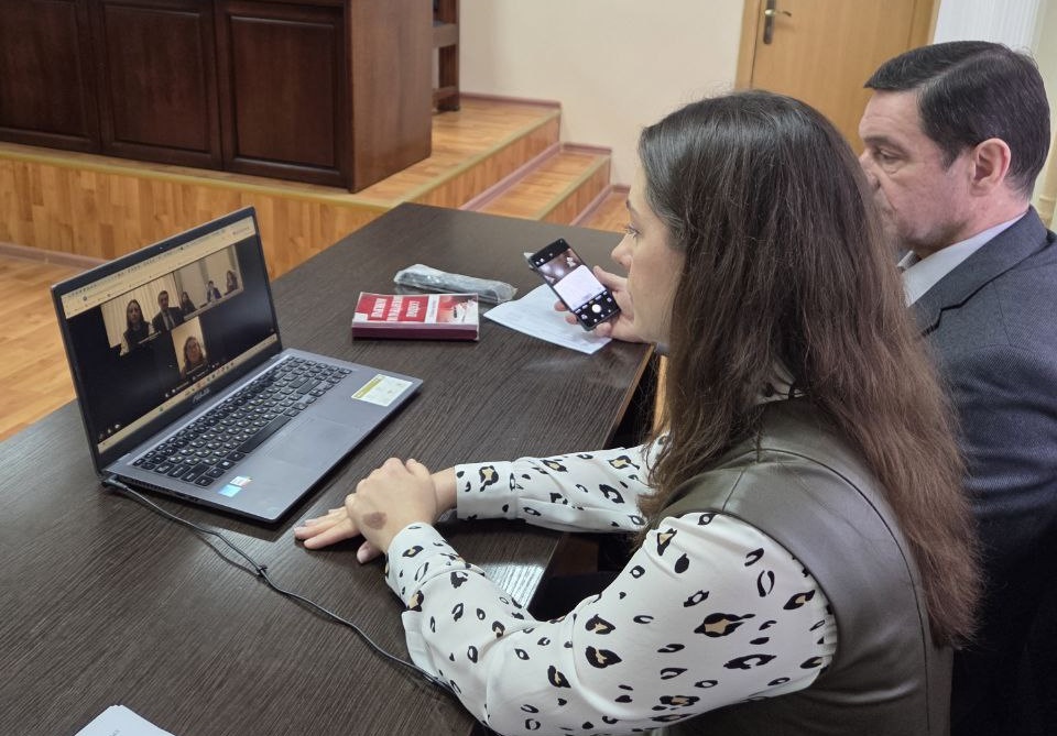 Диалог о будущем медиации: купаловец выступила экспертом на заседании международного круглого стола в России