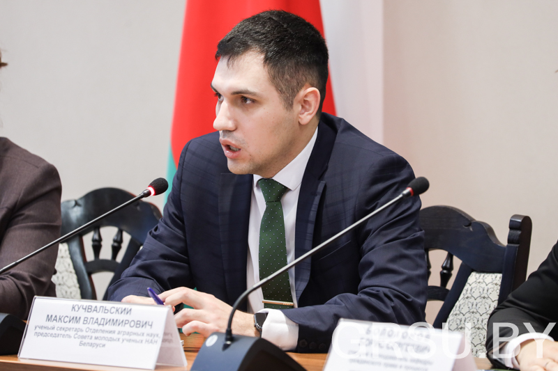 Председатель Совета молодых ученых Национальной академии наук Максим Кучвальский провел встречу в Купаловском университете