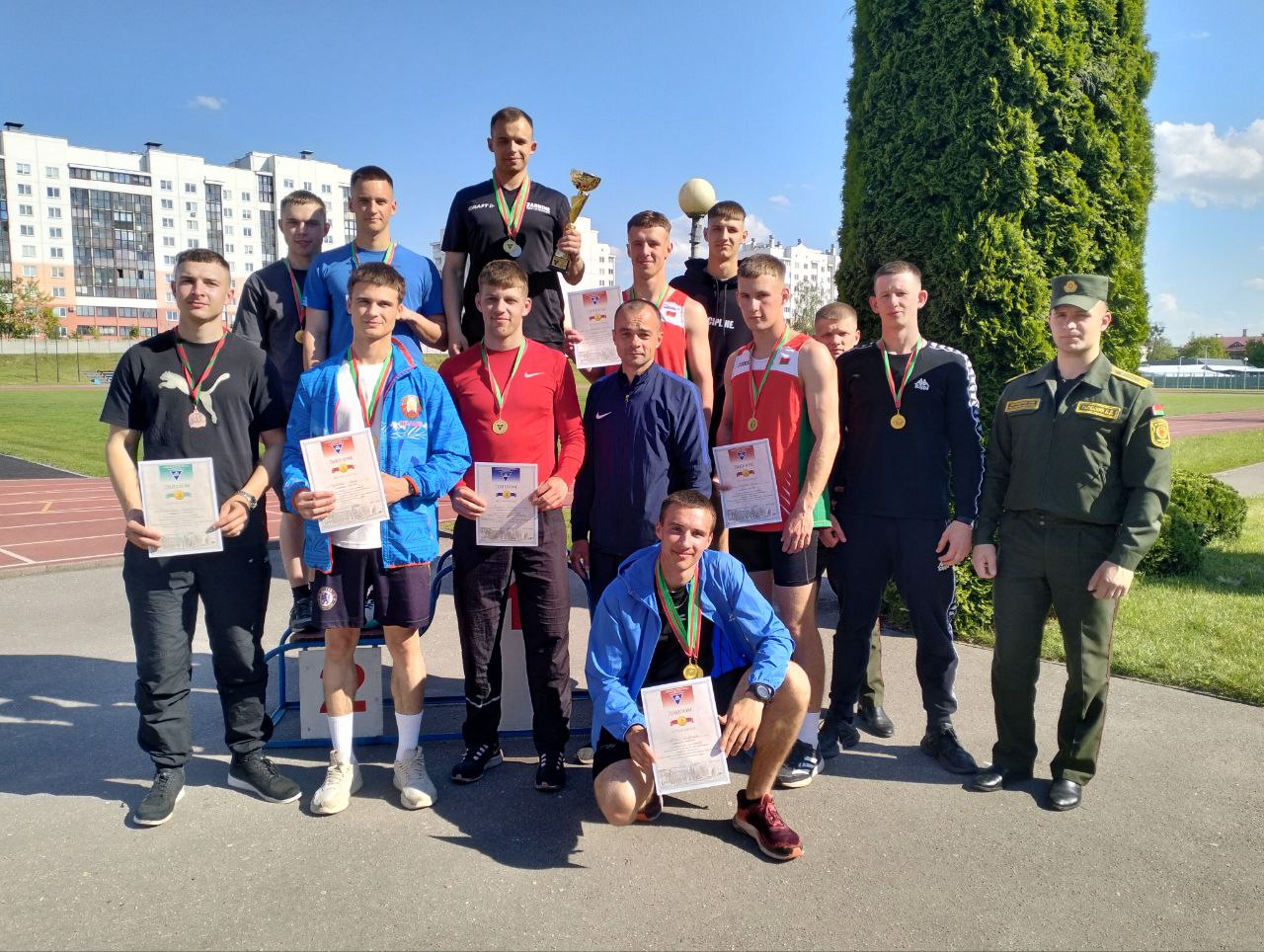 Соревнования по легкой атлетике в Купаловском университете: яркие победы и спортивные достижения
