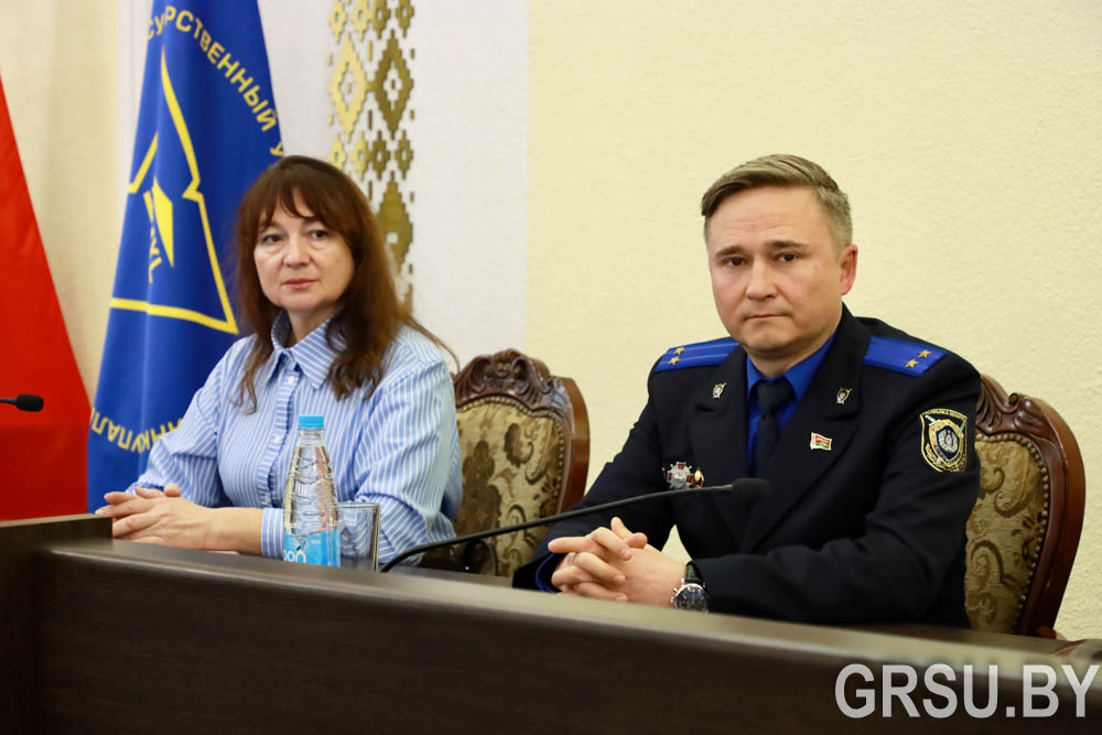 Безопасность в приоритете: эксперты рассказали студентам ГрГУ имени Янки Купалы о защите от киберпреступлений